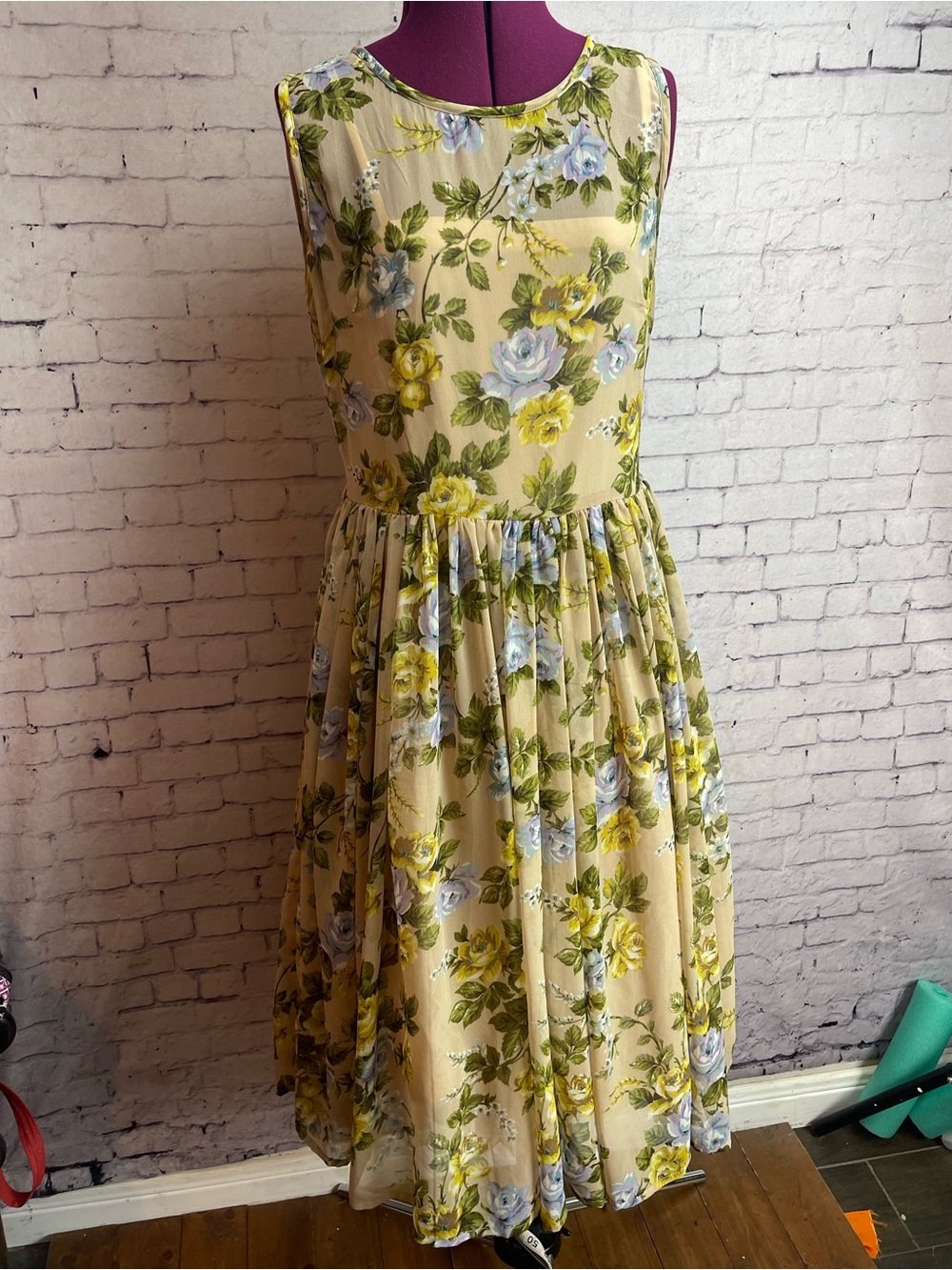 ASOS size 10 chiffon floral tea length dress
